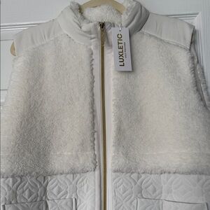 Lilly Pulitzer Luxletic Cream Quilted Vest